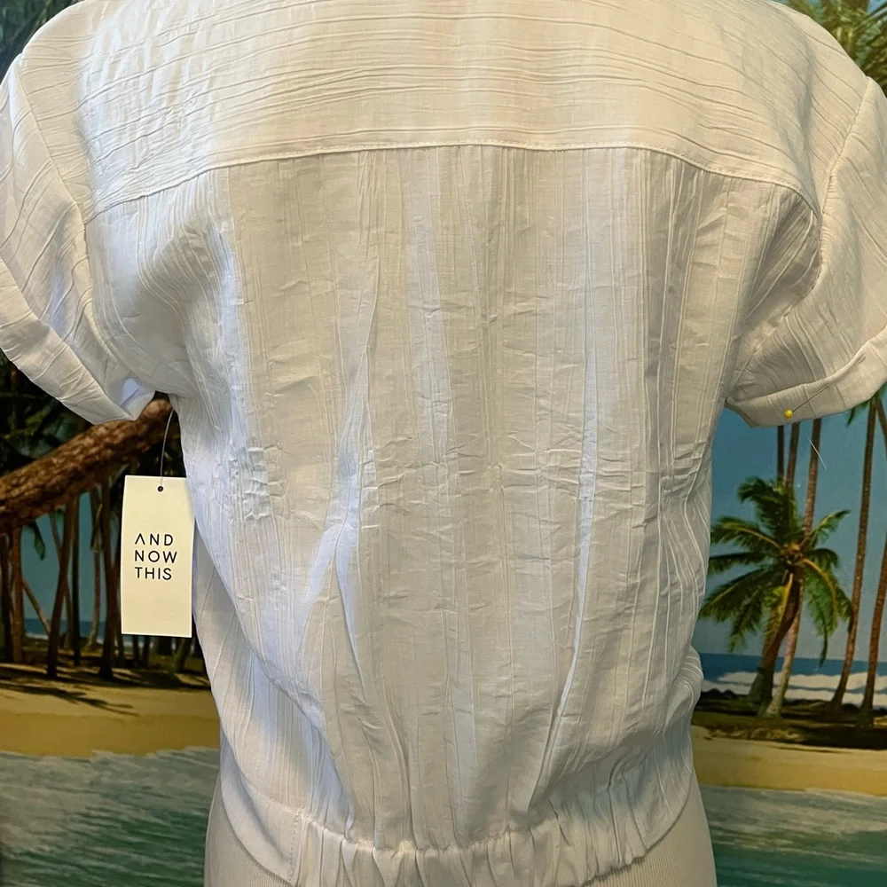 Brand new Cool top - Picture 3 of 4